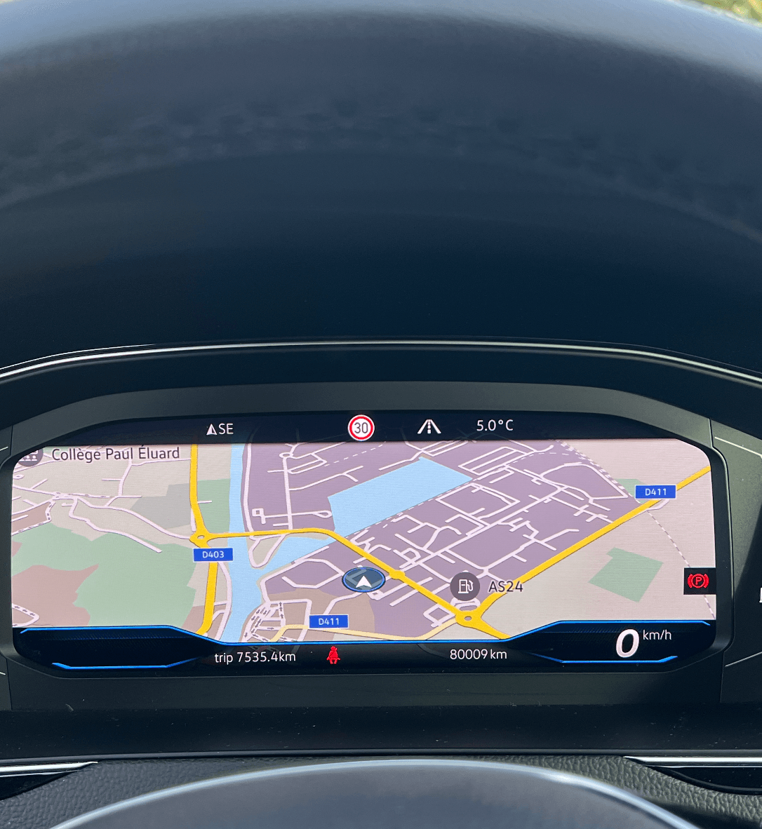 VOLKSWAGEN ARTEON miniature 4