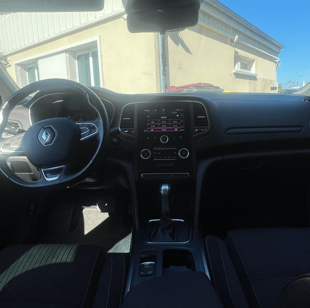 RENAULT MEGANE IV  miniature 6