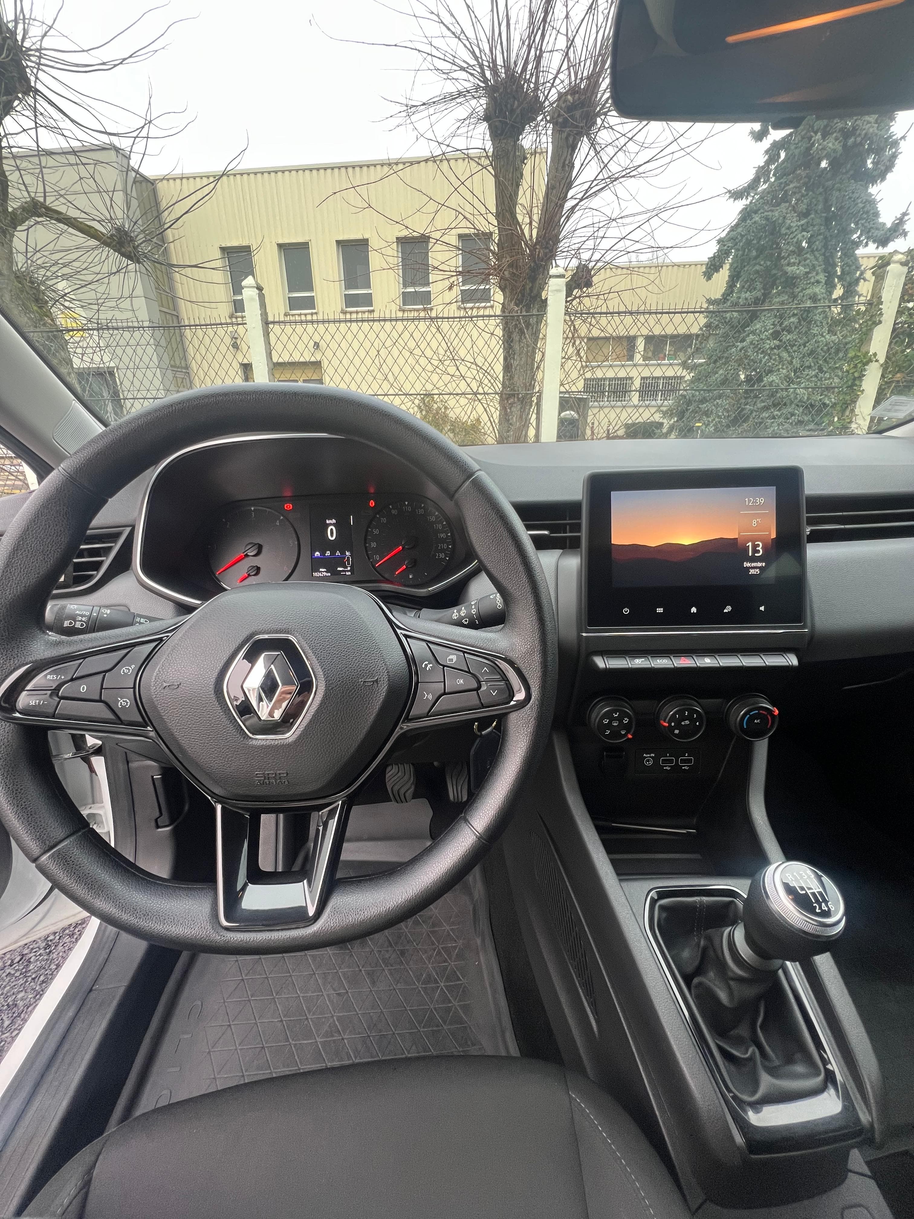 RENAULT  CLIO 5 SOCIETE  miniature 4