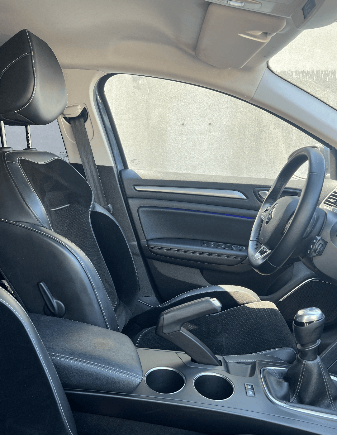 RENAULT  MEGANE 4  miniature 7