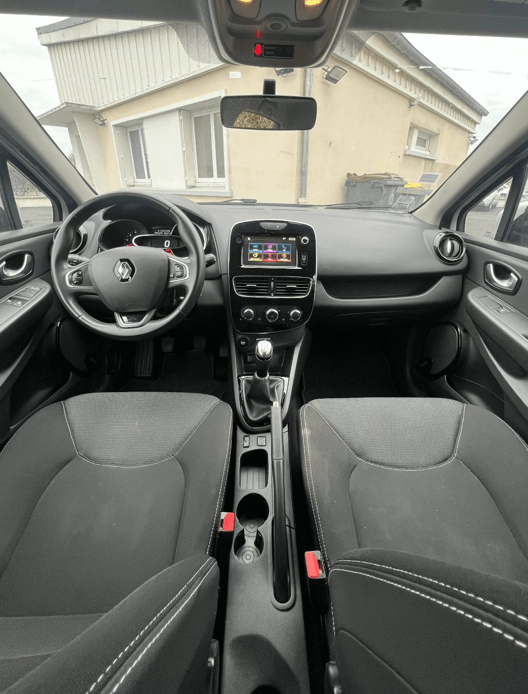 RENAULT CLIO 4  miniature 6