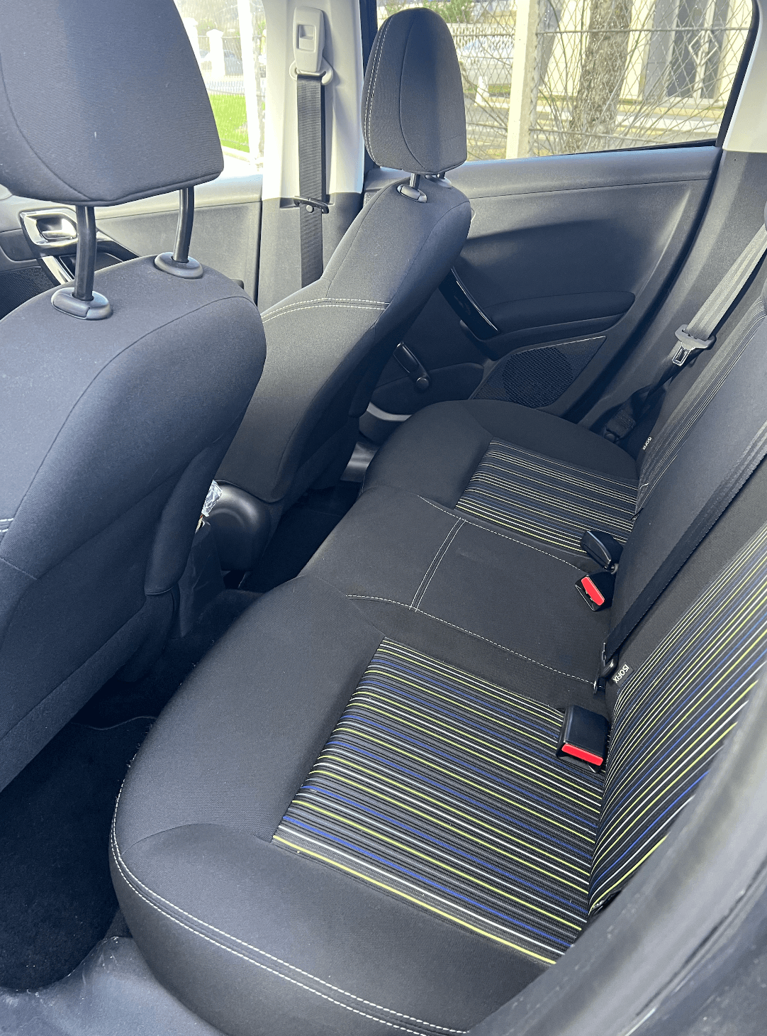 PEUGEOT 208  miniature 6