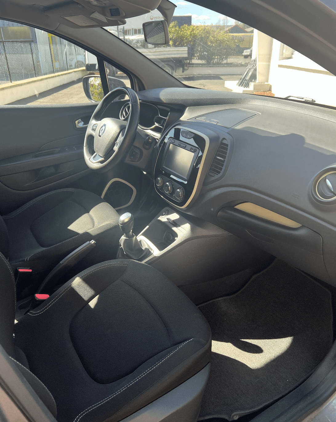RENAULT CAPTUR miniature 7